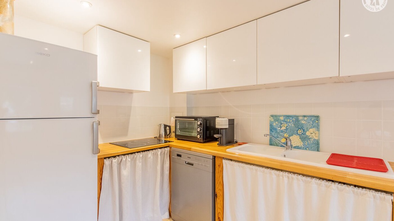 Photo of Kitchen in La Roche-Vineuse