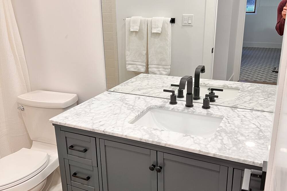 Photo of Bathroom in Hutchinson