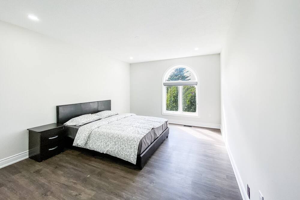 Photo of Bedroom in Hamilton