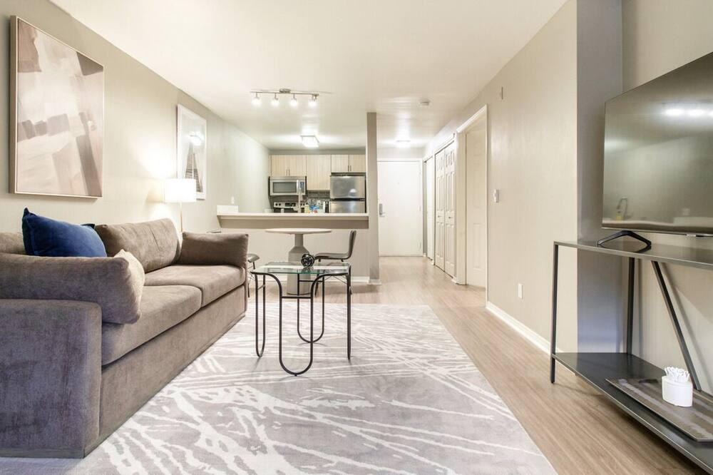 Photo of Livingroom in Belltown