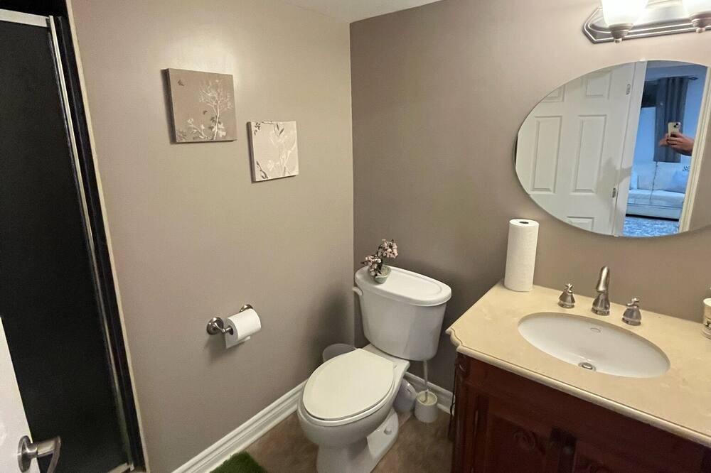 Photo of Bathroom in Richmond Hill