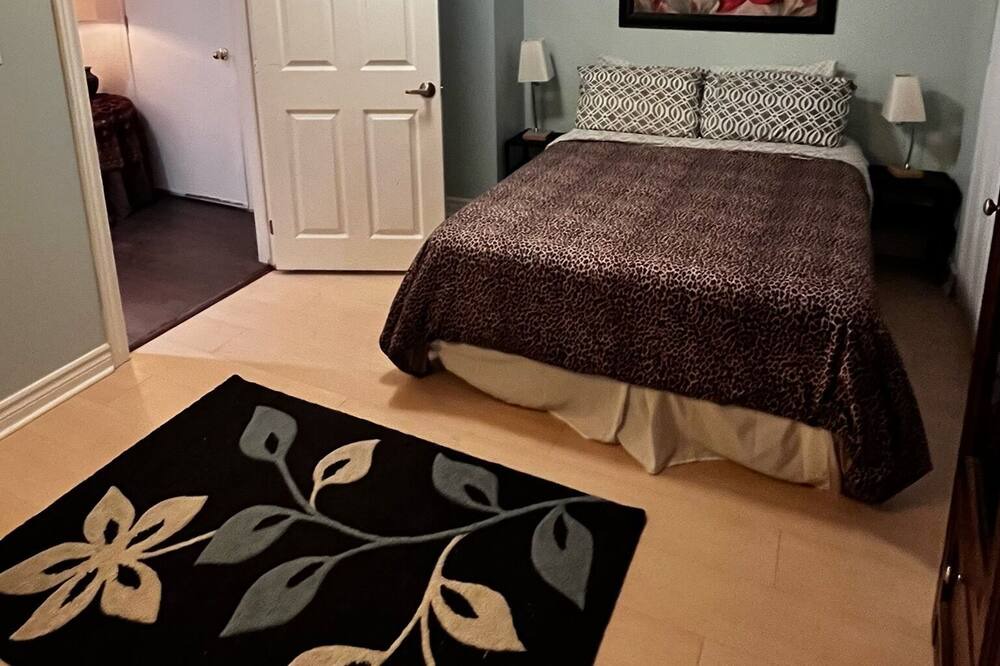 Photo of Bedroom in Richmond Hill