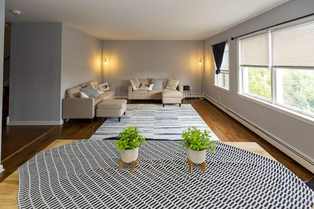 Photo of Others in Peekskill