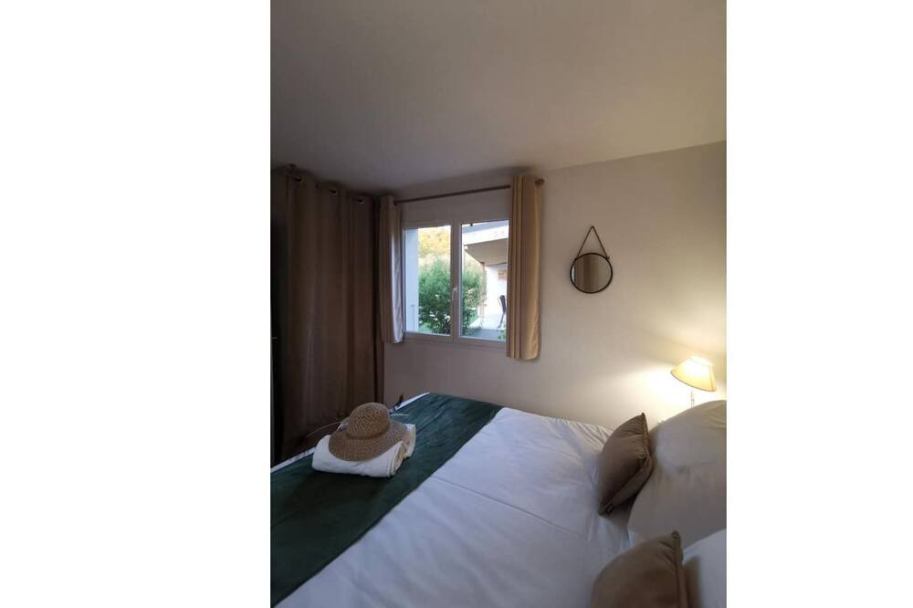 Photo of Bedroom in Moussan