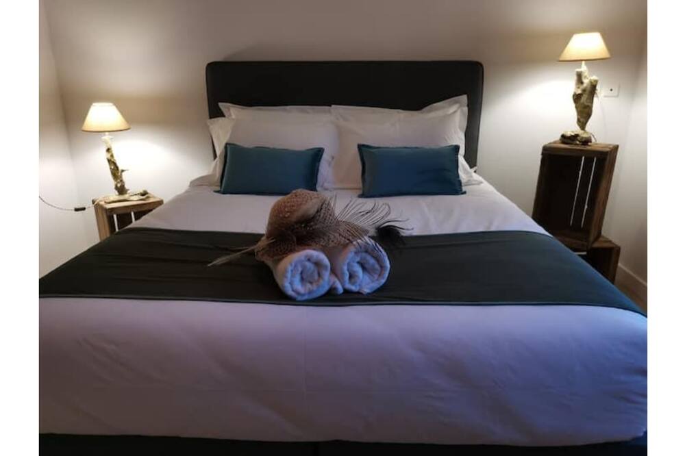 Photo of Bedroom in Moussan