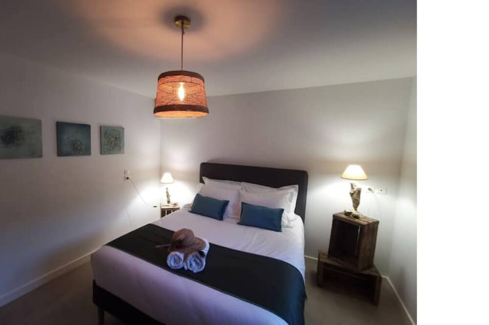Photo of Bedroom in Moussan