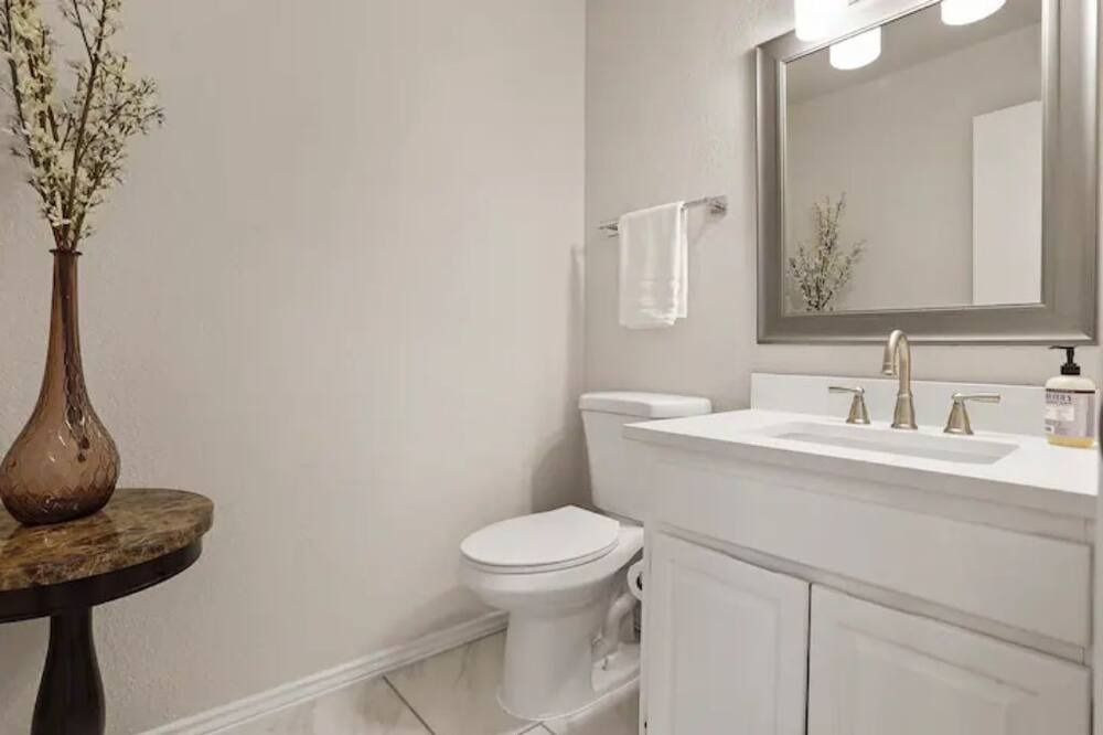 Photo of Bathroom in El Paso