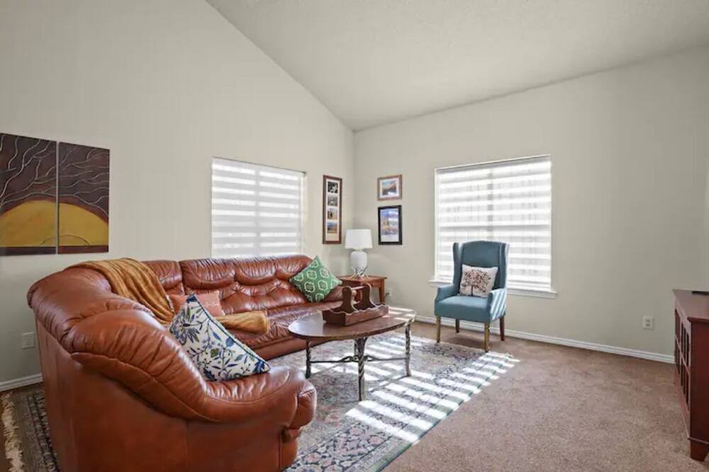 Photo of Livingroom in El Paso