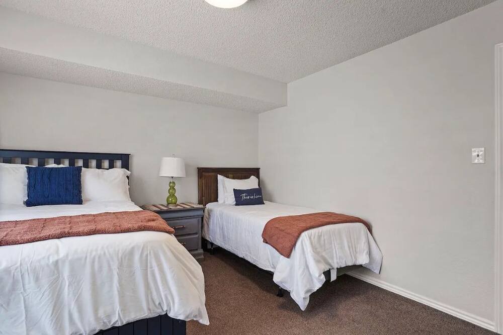 Photo of Others in El Paso