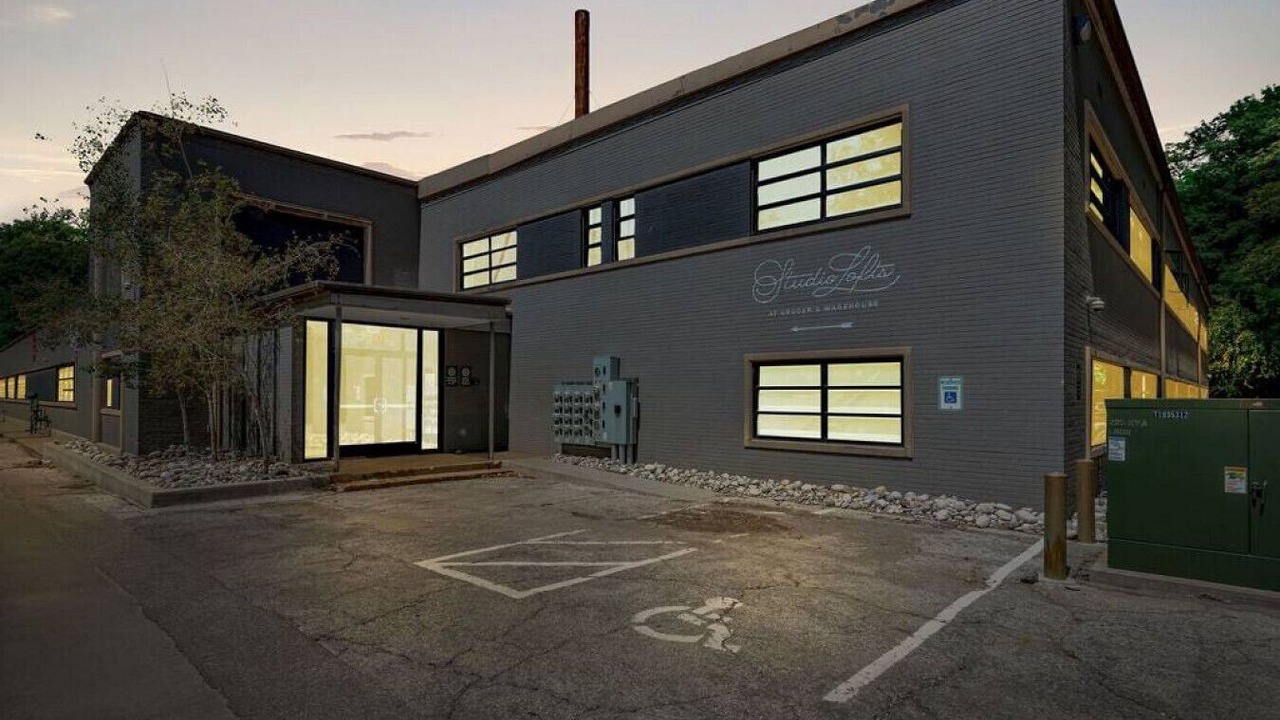 Photo of Outdoor in Midtown - Westport