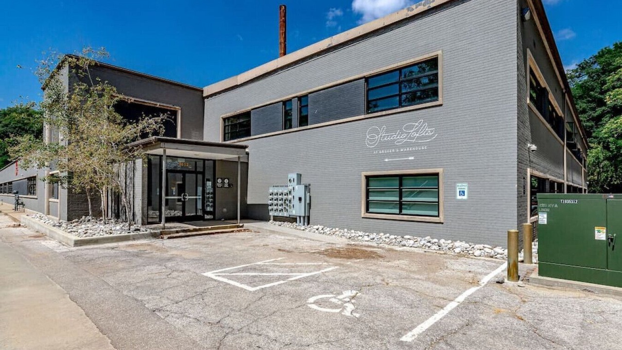 Photo of Outdoor in Midtown - Westport