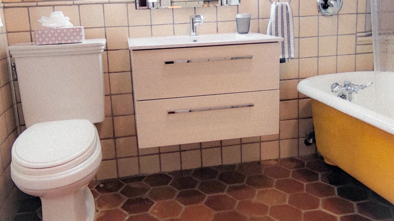 Photo of Bathroom in Oak Park