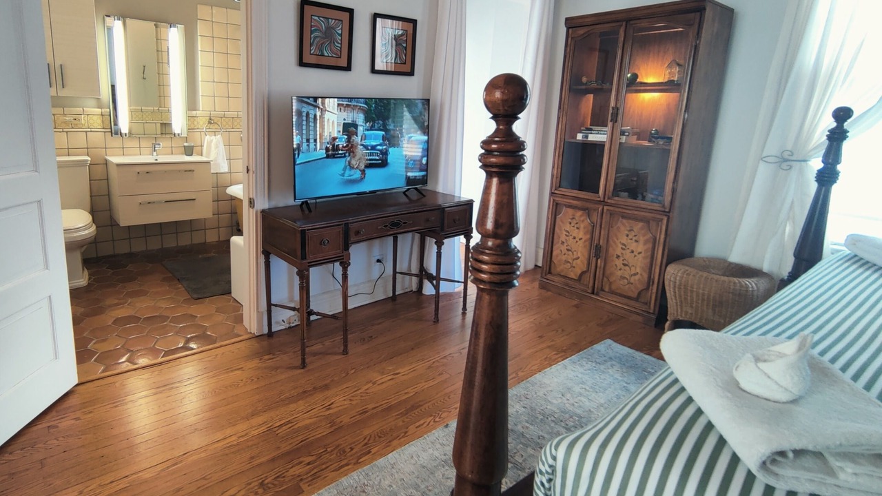 Photo of Others in Oak Park