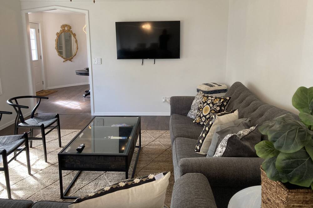 Photo of Livingroom in Springfield