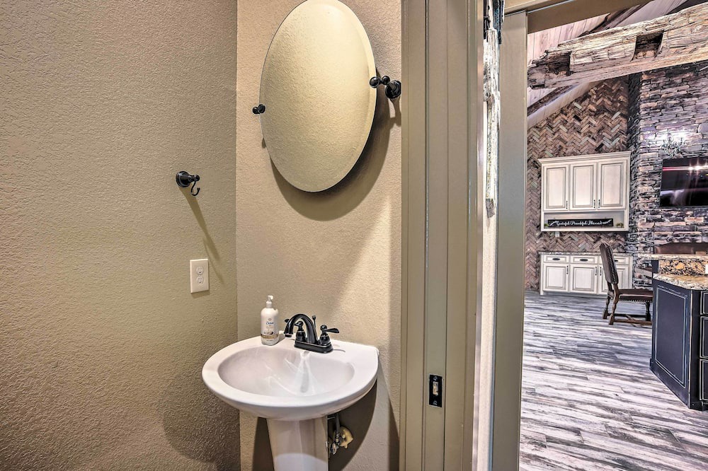 Photo of Bathroom in Wellborn
