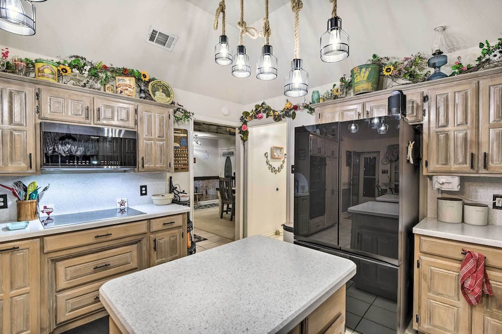 Photo of Kitchen in Burleson
