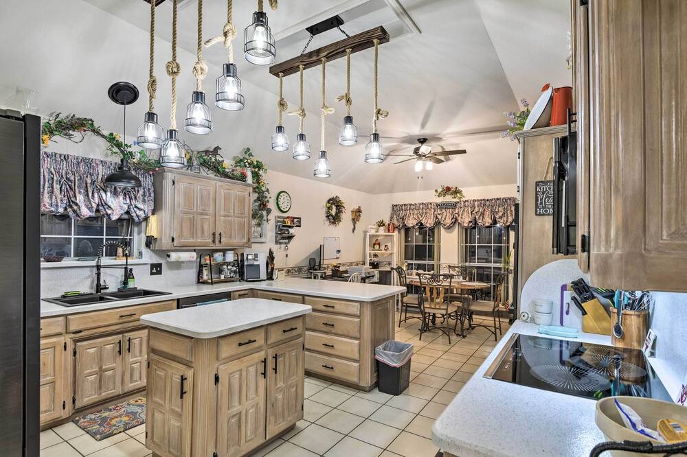 Photo of Kitchen in Burleson