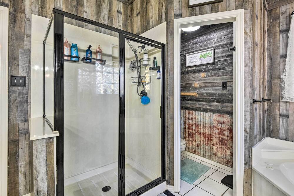 Photo of Bathroom in Burleson