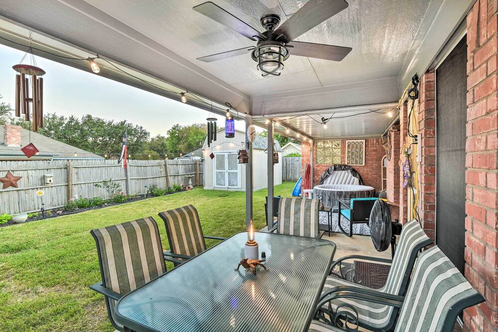 Photo of Outdoor in Burleson