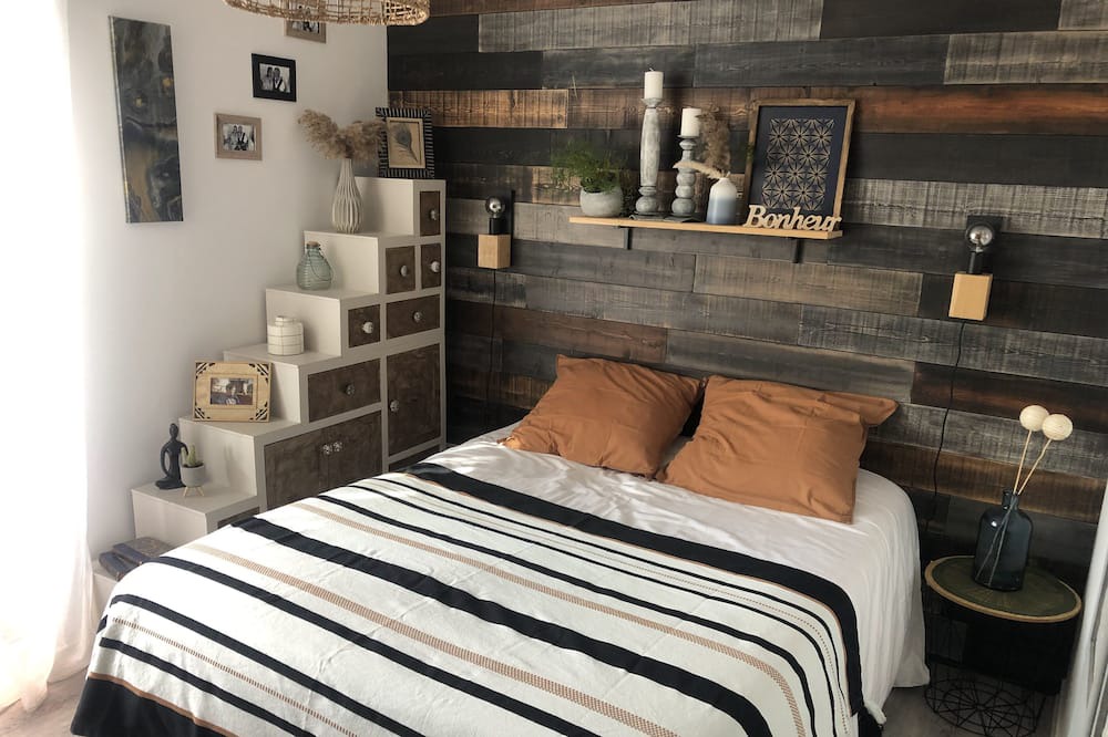 Photo of Bedroom in Colombelles