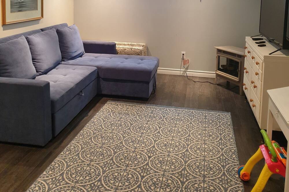 Photo of Livingroom in Coldwater