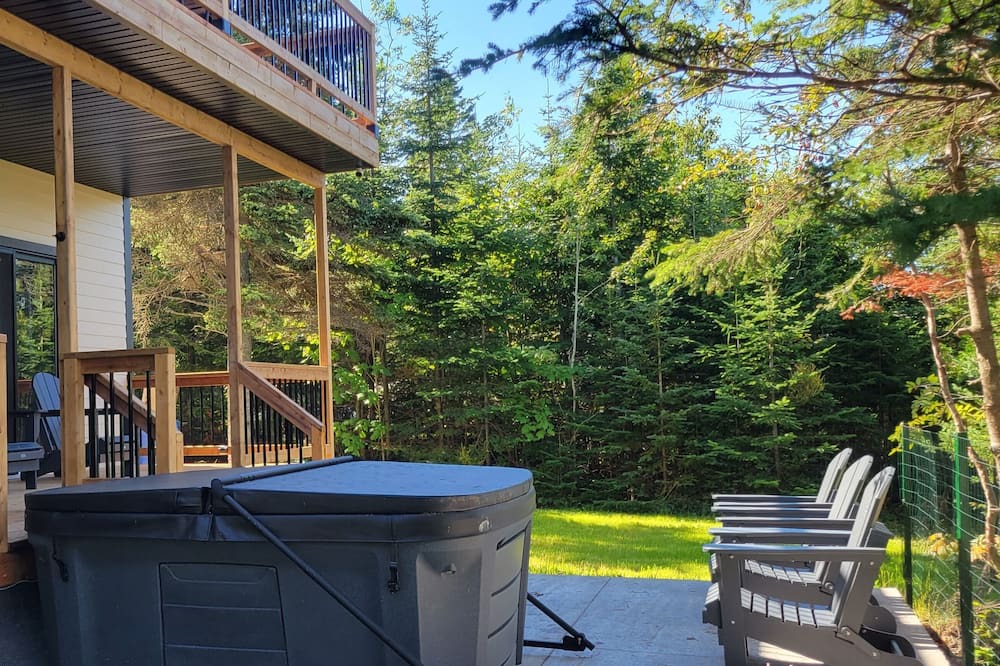 Photo of Patio Balcony in Le Bic