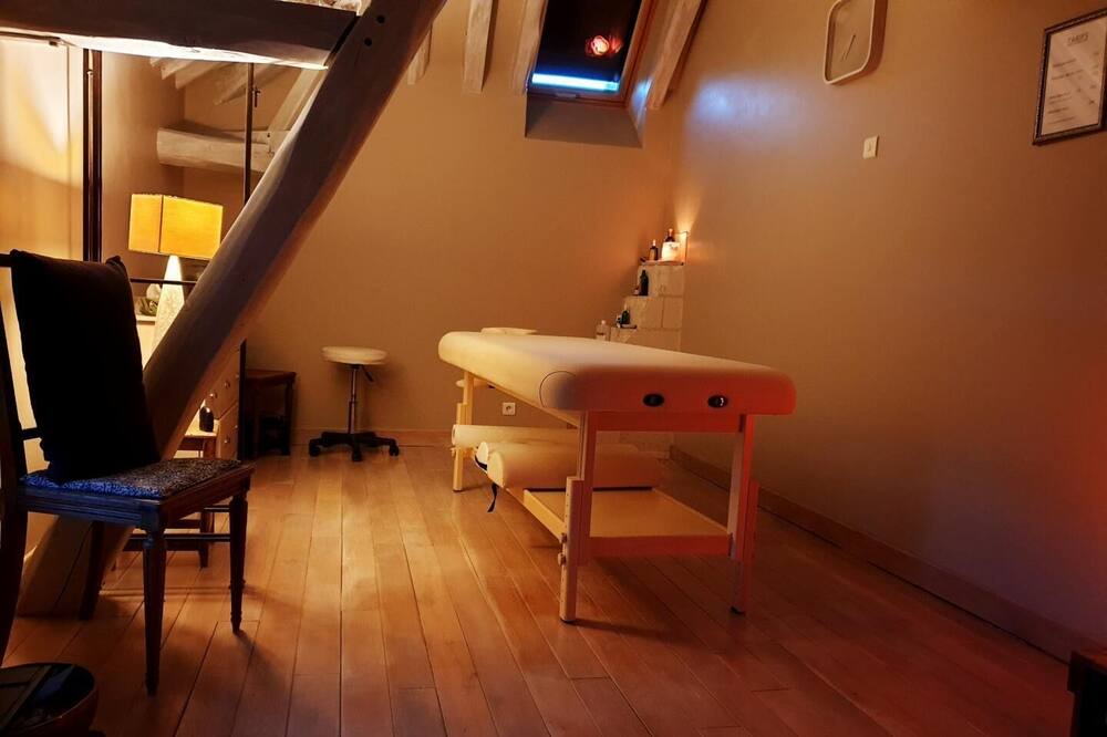 Photo of Others in Brevonnes