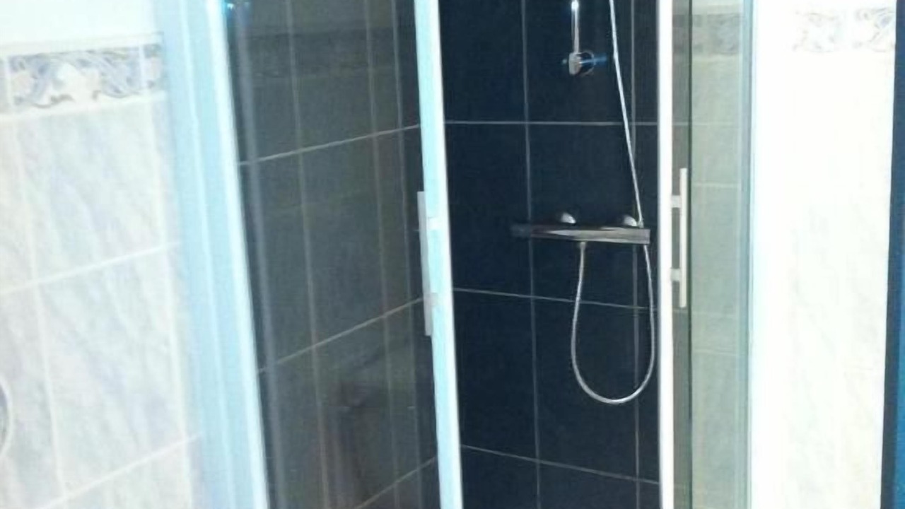 Photo of Bathroom in Saint-Omer