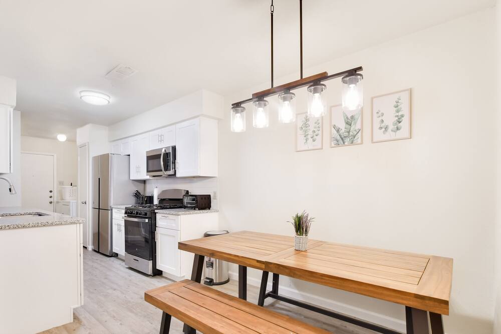 Photo of Kitchen in Scofield Farms