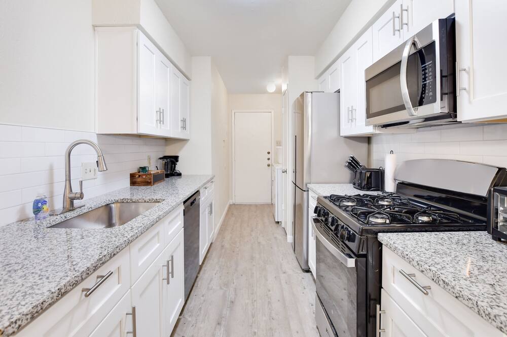Photo of Kitchen in Scofield Farms