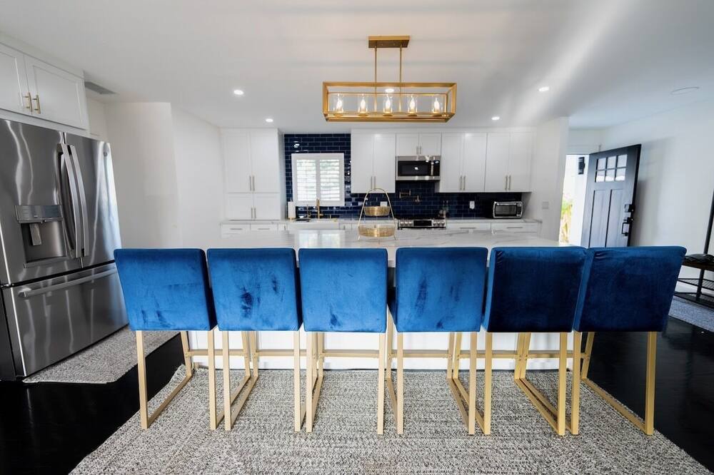 Photo of Kitchen in Canoga Park