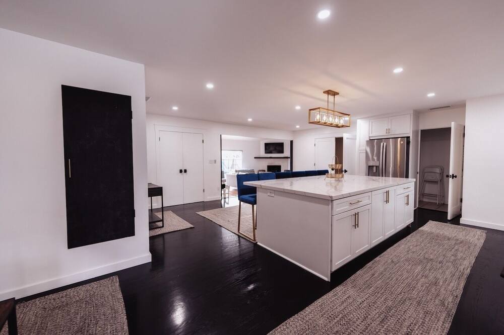 Photo of Kitchen in Canoga Park