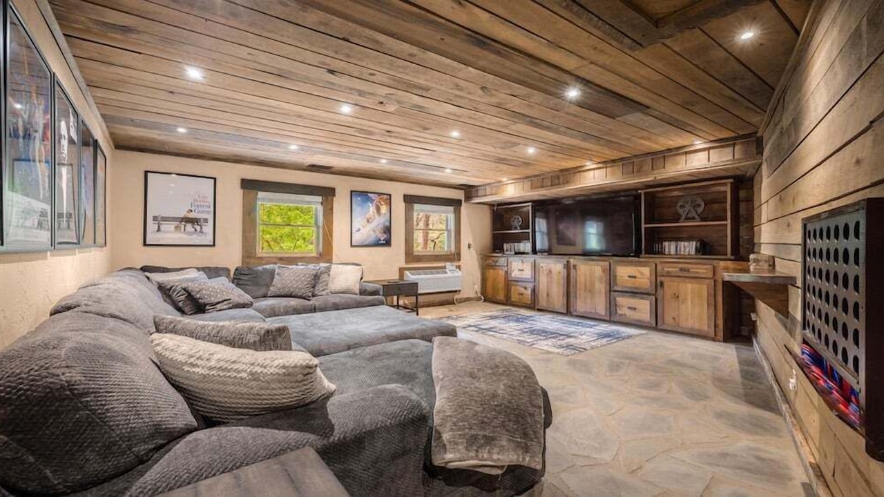 Photo of Livingroom in McCaysville