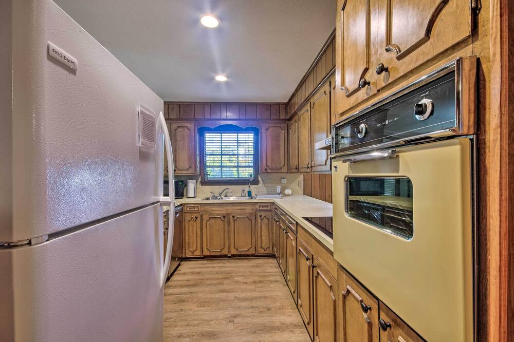 Photo of Kitchen in Tougaloo