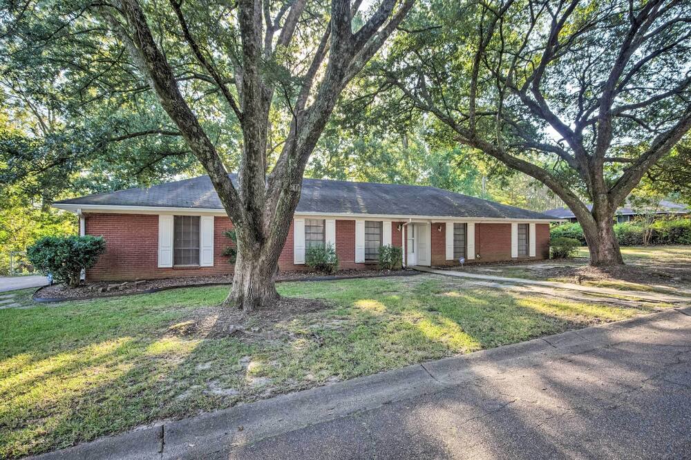 Photo of Outdoor in Tougaloo