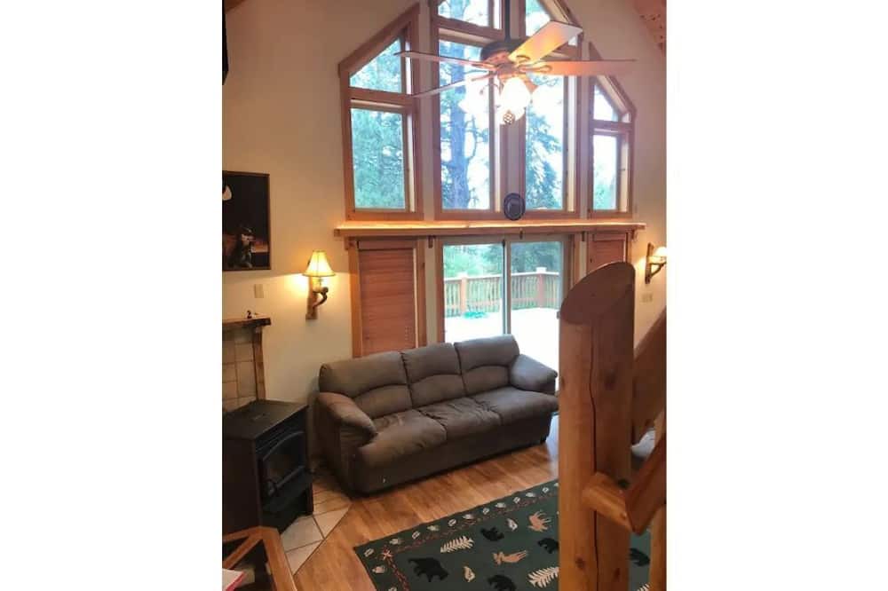 Photo of Livingroom in Loyalton