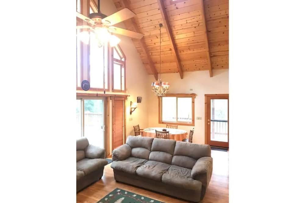 Photo of Livingroom in Loyalton