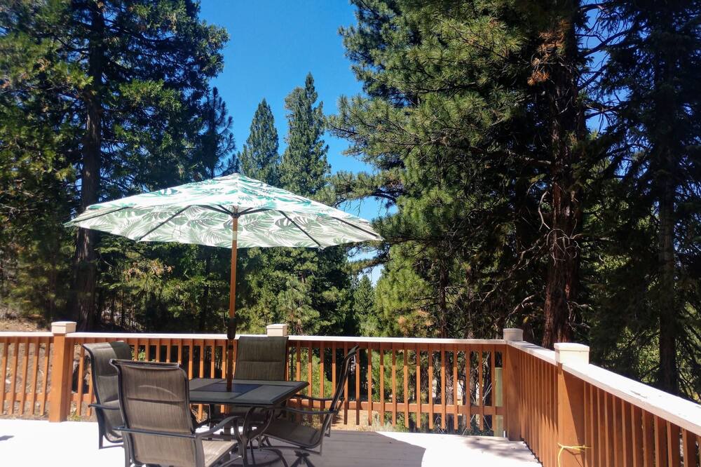 Photo of Patio Balcony in Loyalton