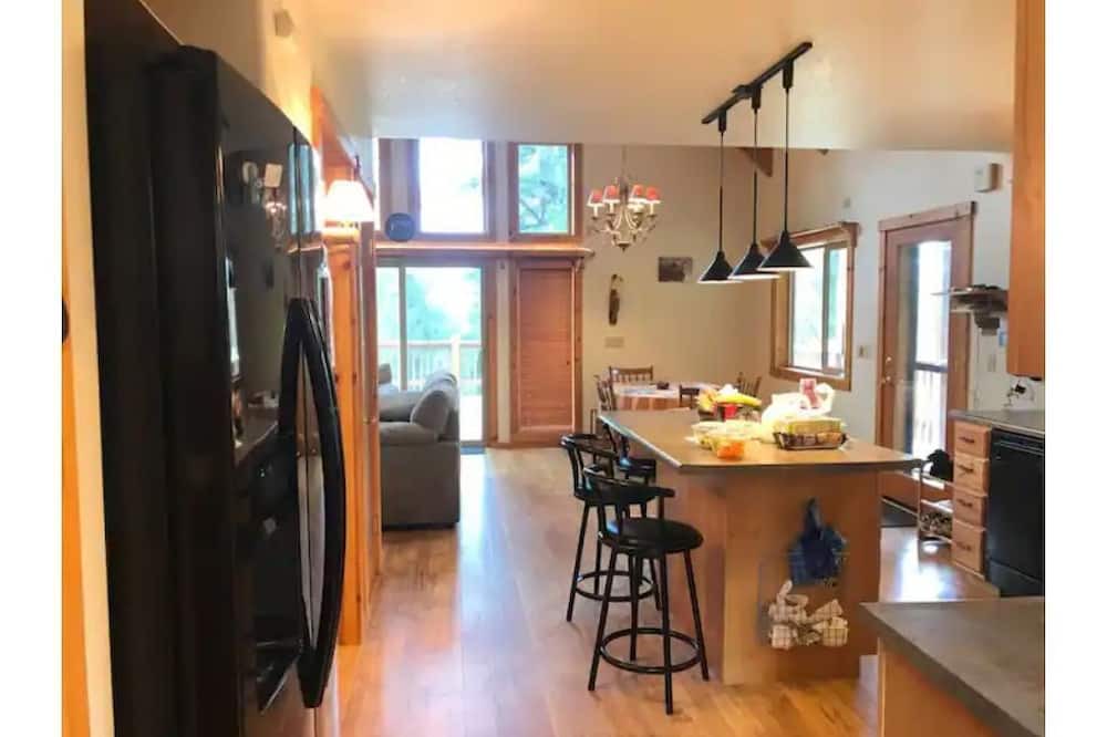 Photo of Kitchen in Loyalton