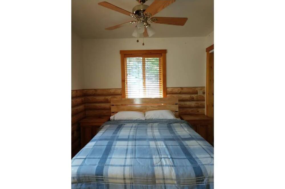 Photo of Bedroom in Loyalton