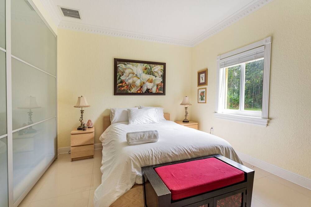 Photo of Bedroom in Southwest Ranches