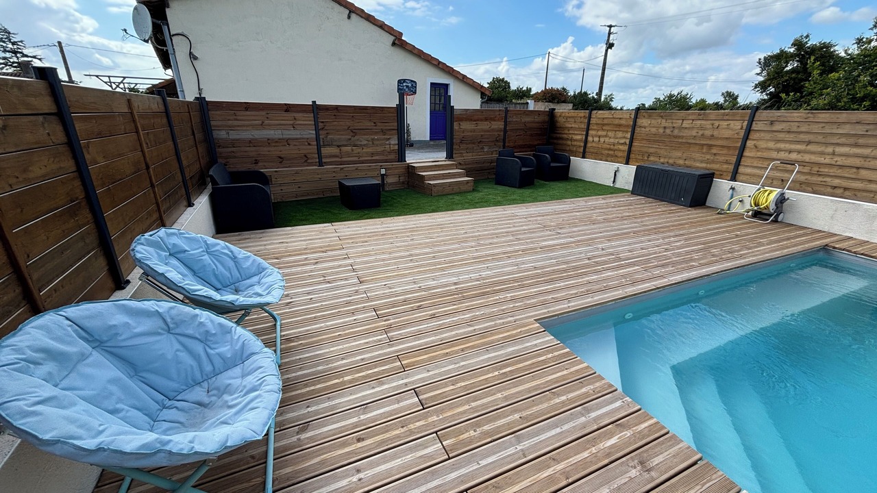 Photo of Outdoor in Etusson