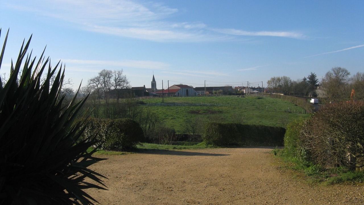 Photo of Outdoor in Etusson