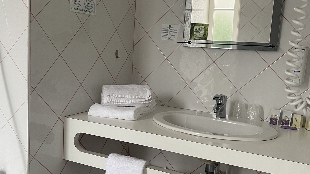 Photo of Bathroom in Donzy