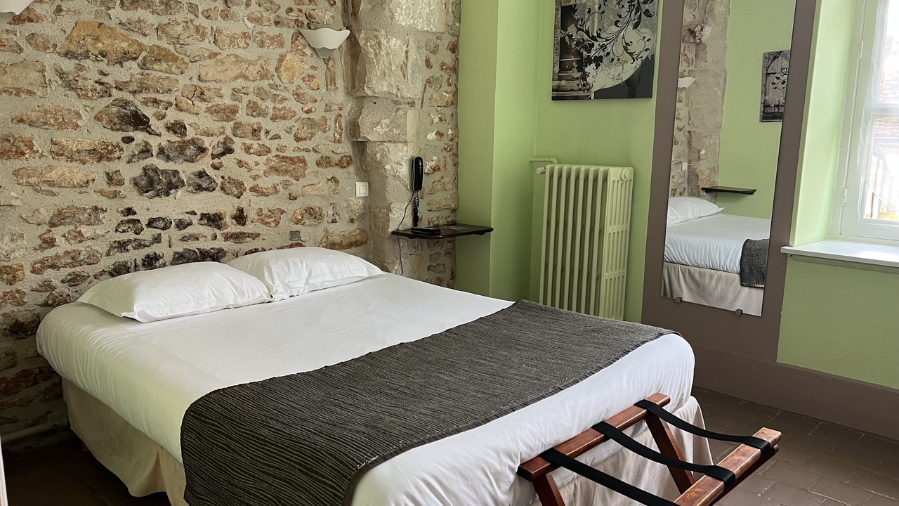 Photo of Others in Donzy