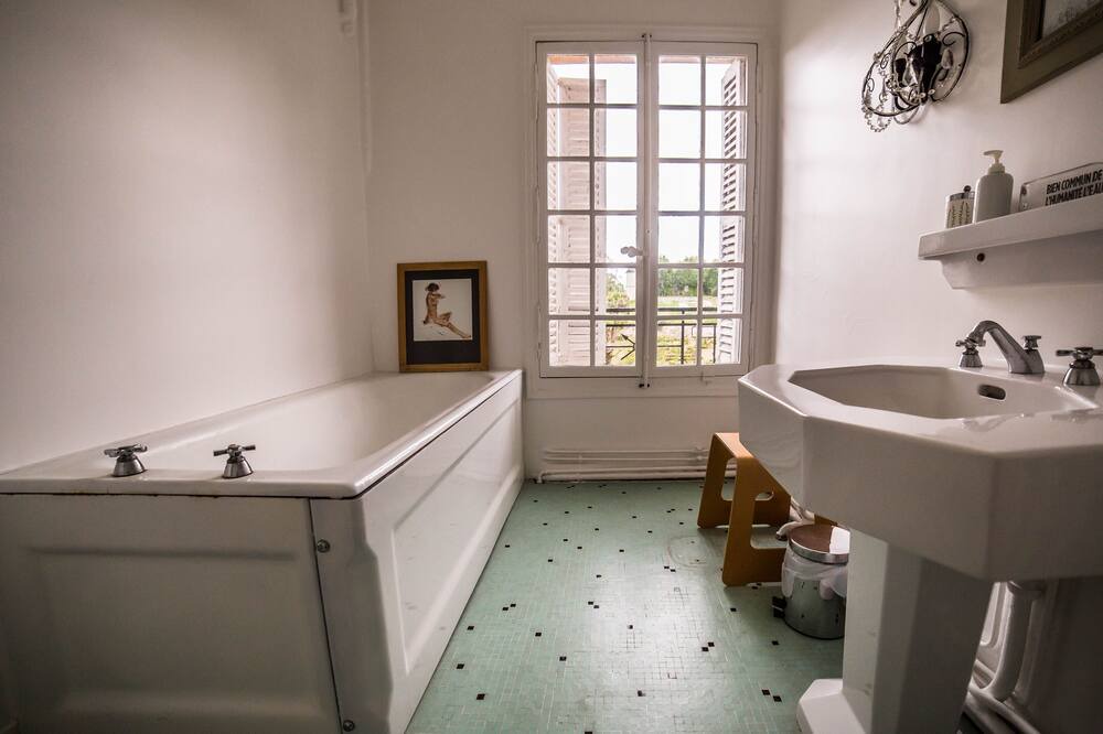 Photo of Bathroom in Fondettes