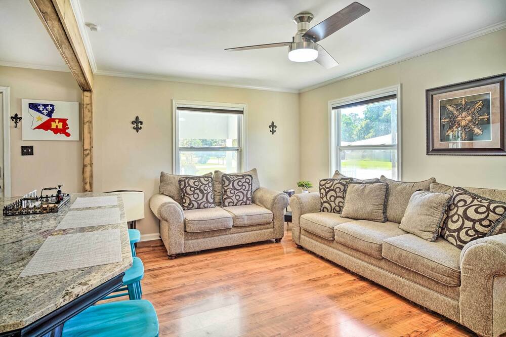 Photo of Livingroom in New Iberia