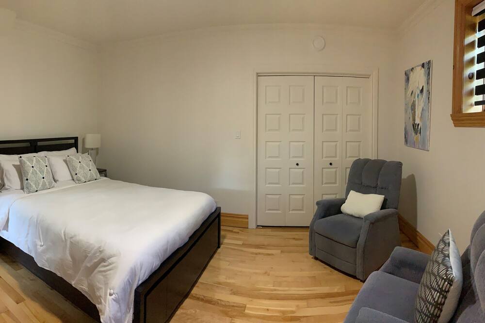 Photo of Bedroom in Montmagny