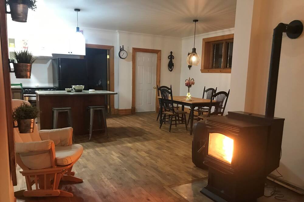 Photo of Livingroom in Montmagny