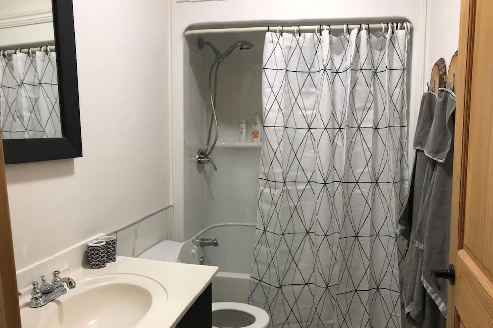 Photo of Bathroom in Montmagny